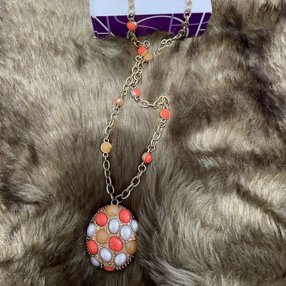 Lia Sophia necklace